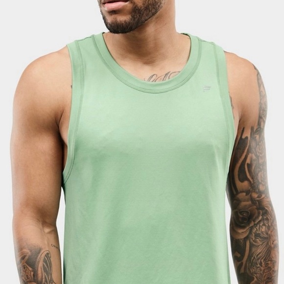 Fabletics Training Day tank top men’s medium - Picture 5 of 7